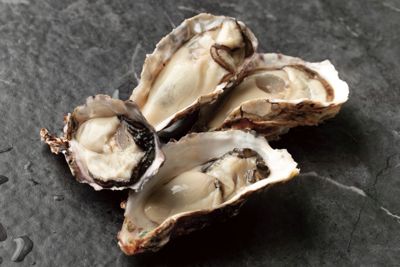 素材のちから第57号掲載！＊〈生食可〉冷凍殻付き牡蠣　TSUDAUオイスター＊